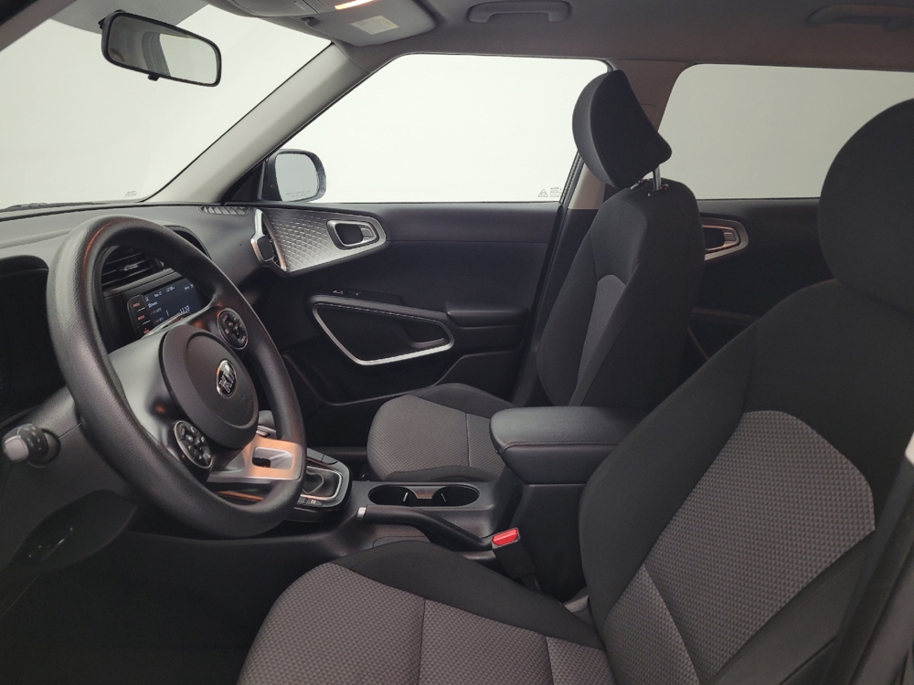 2020 Kia Soul LX - Photo 13