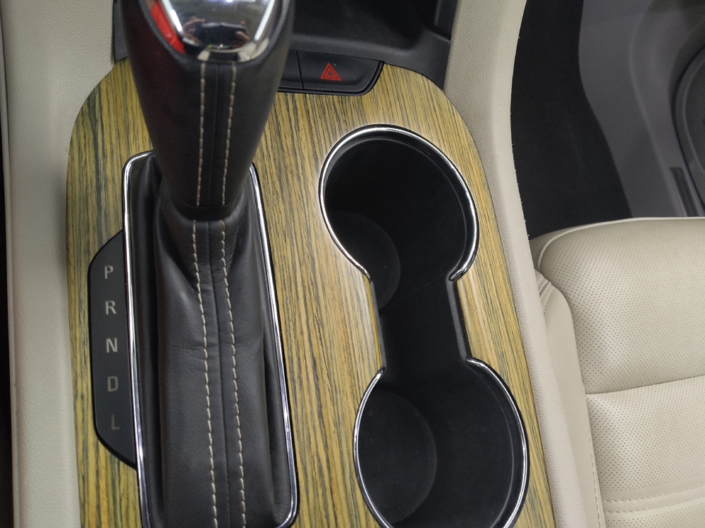 2019 GMC Acadia Denali - Photo 20