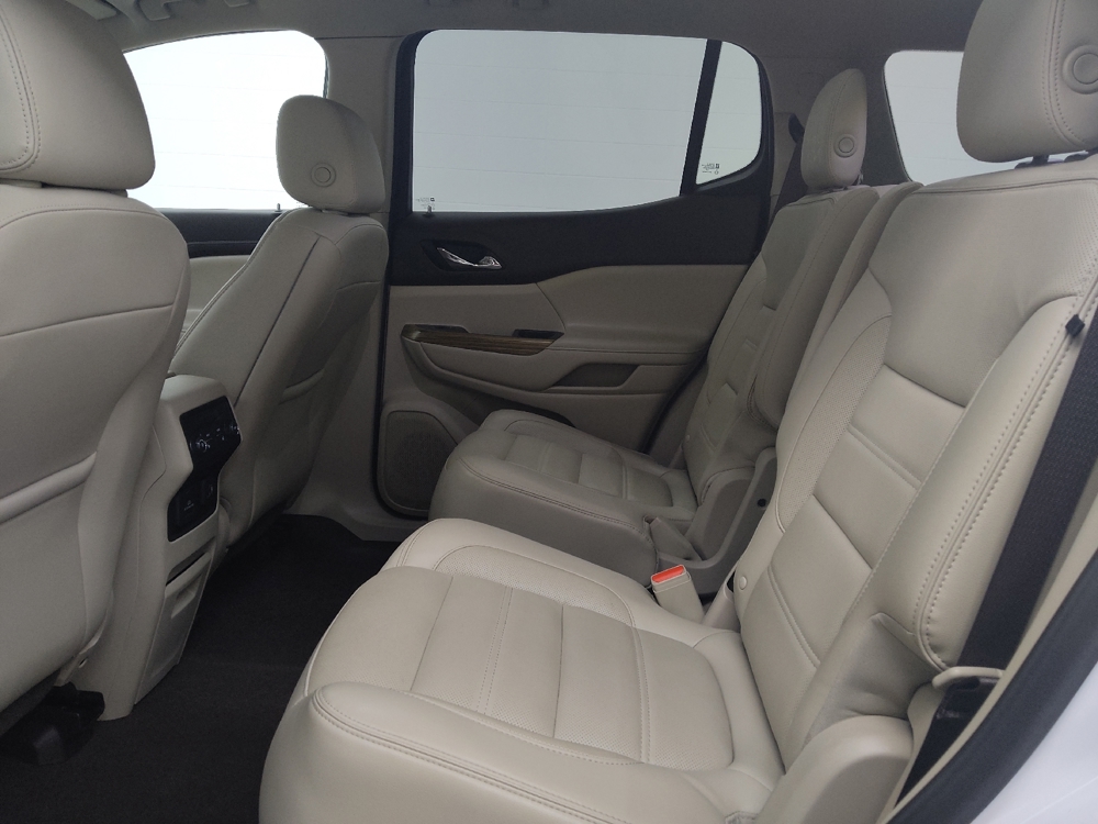 2019 GMC Acadia Denali - Photo 14