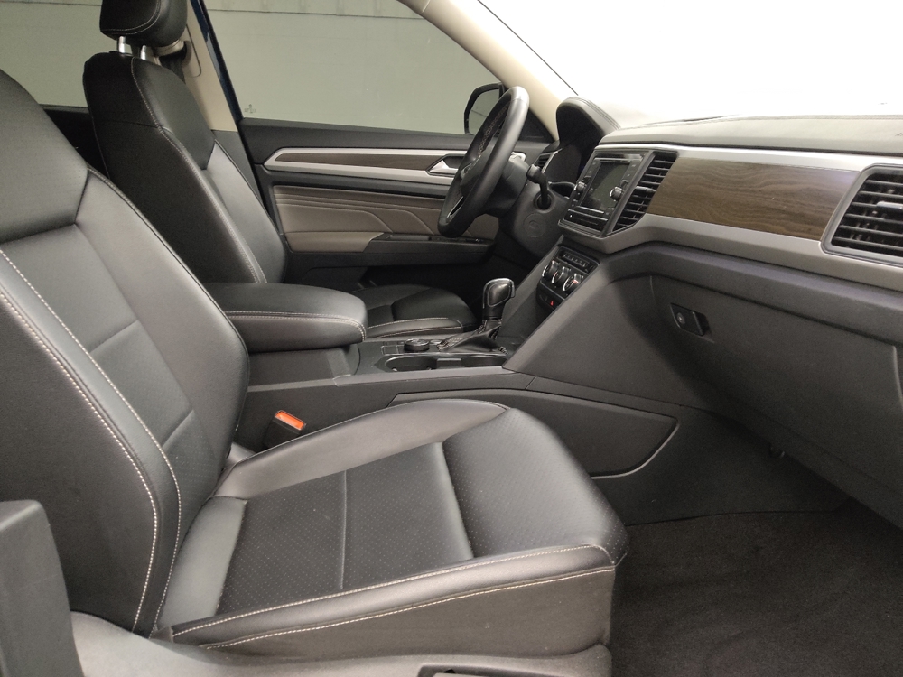 2022 Volkswagen Atlas SE - Photo 16
