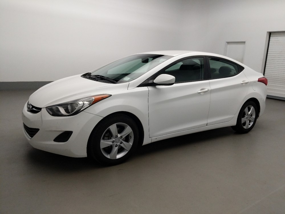Used 2013 Hyundai Elantra Driver Front Bumper