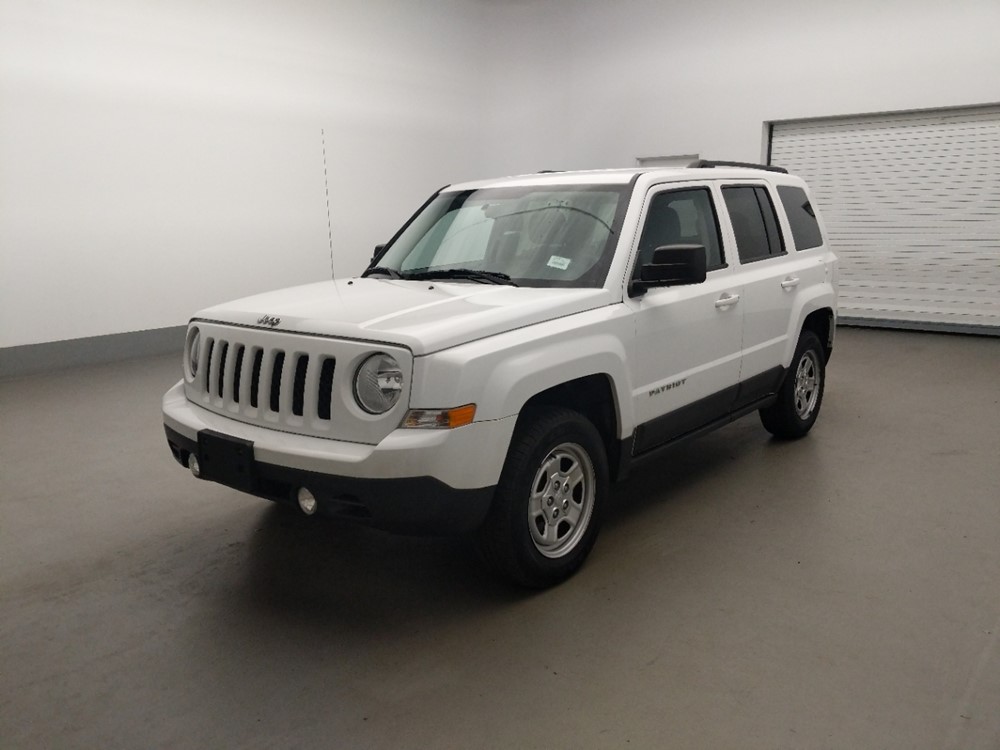 Used 2015 Jeep Patriot Driver Front Bumper