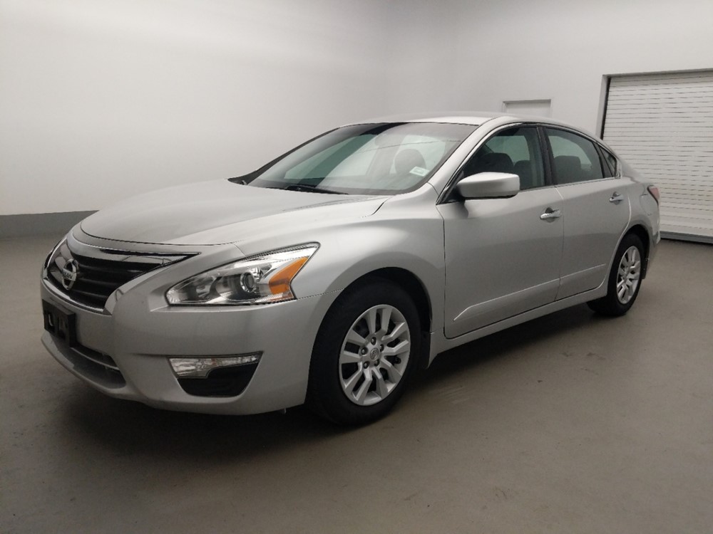Used 2015 Nissan Altima Driver Front Bumper