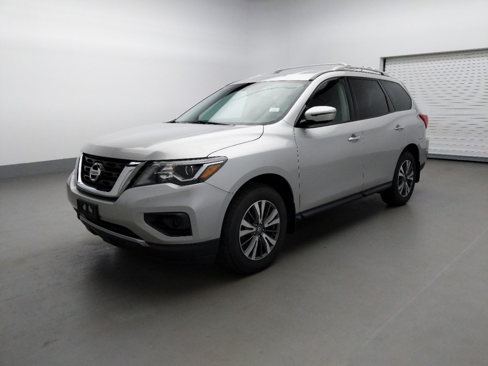 Used 2017 Nissan Pathfinder Driver Front Bumper