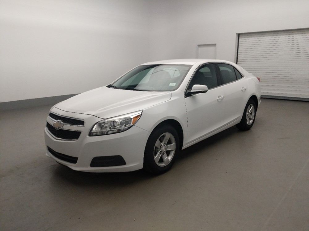 Used 2013 Chevrolet Malibu Driver Front Bumper