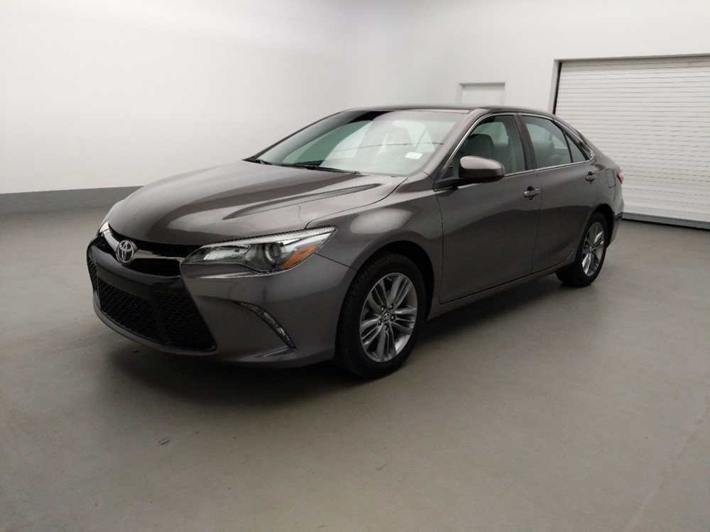 Used 2017 Toyota Camry Driver Front Bumper