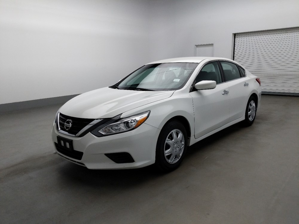 Used 2017 Nissan Altima Driver Front Bumper