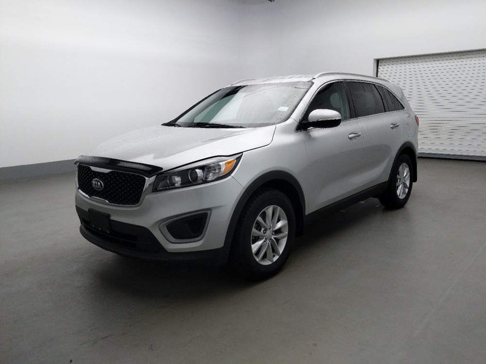 Used 2016 Kia Sorento Driver Front Bumper