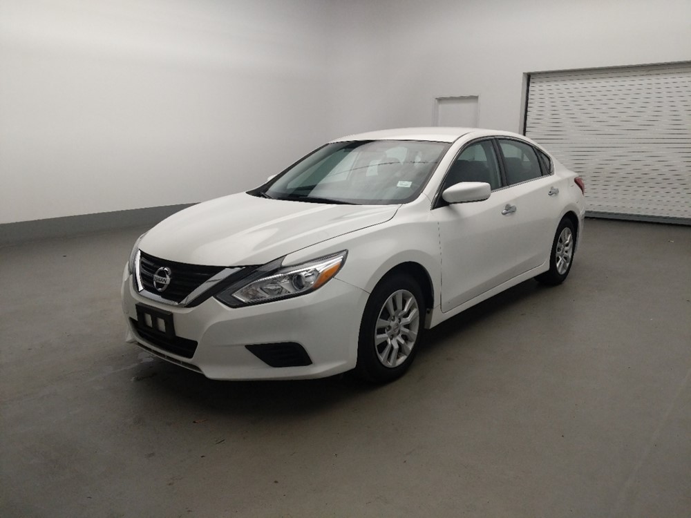 Used 2016 Nissan Altima Driver Front Bumper