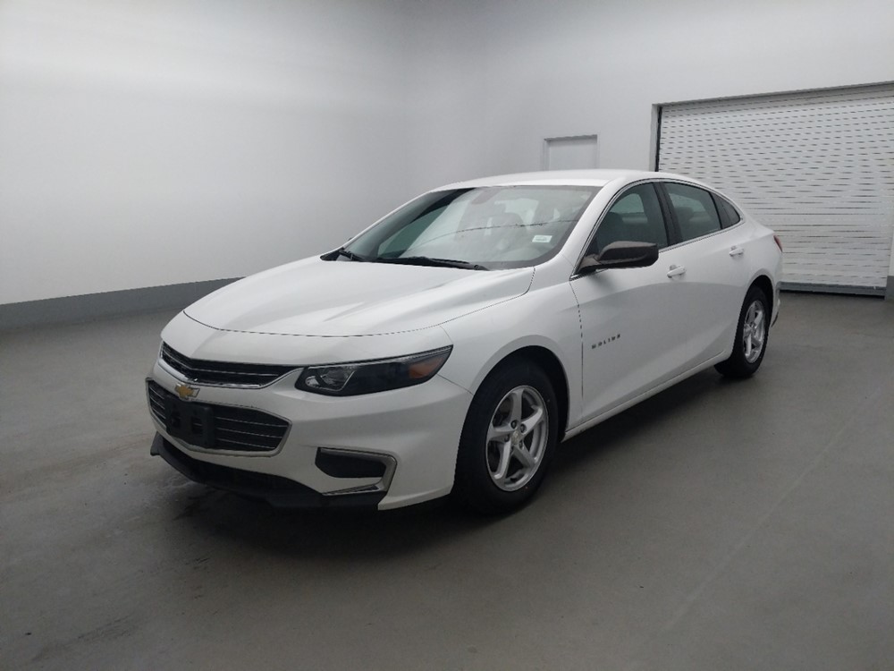Used 2017 Chevrolet Malibu Driver Front Bumper