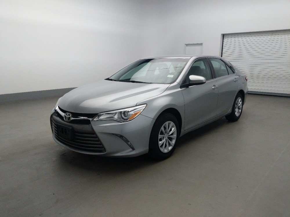 Used 2016 Toyota Camry Driver Front Bumper