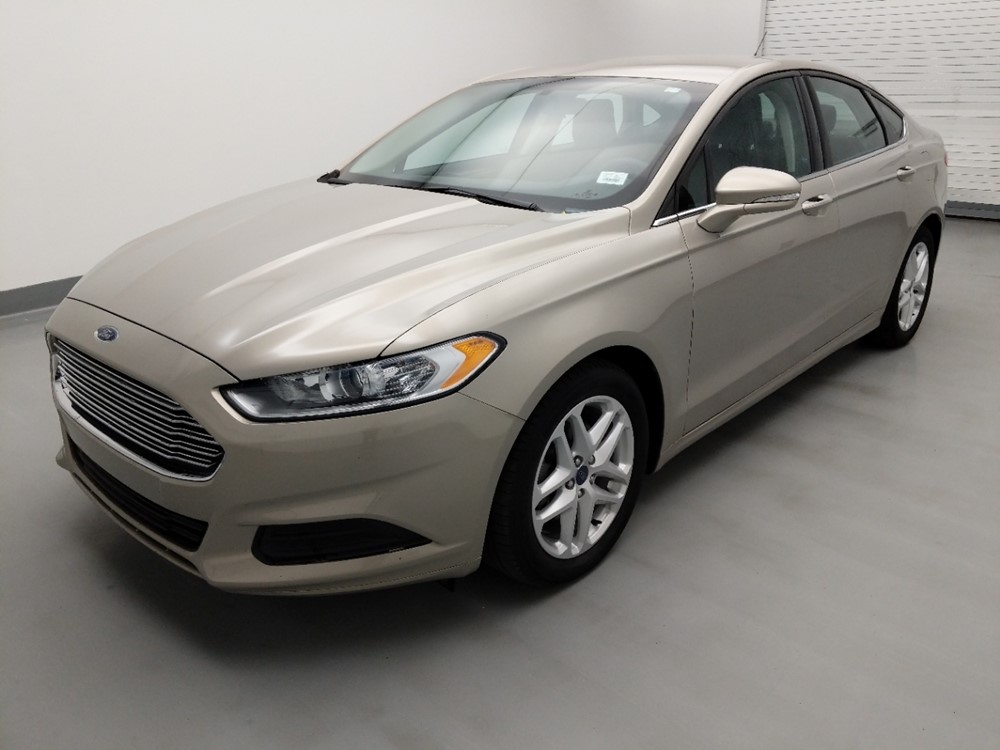 Used 2016 Ford Fusion Driver Front Bumper