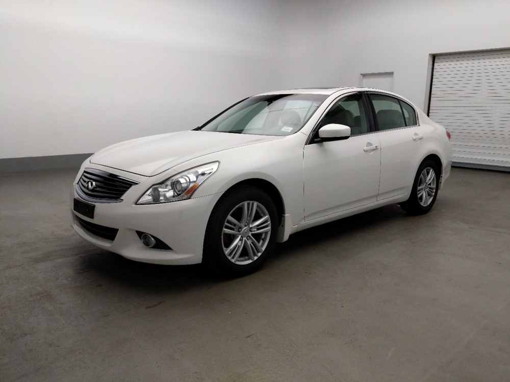 Used 2011 INFINITI G37 Driver Front Bumper