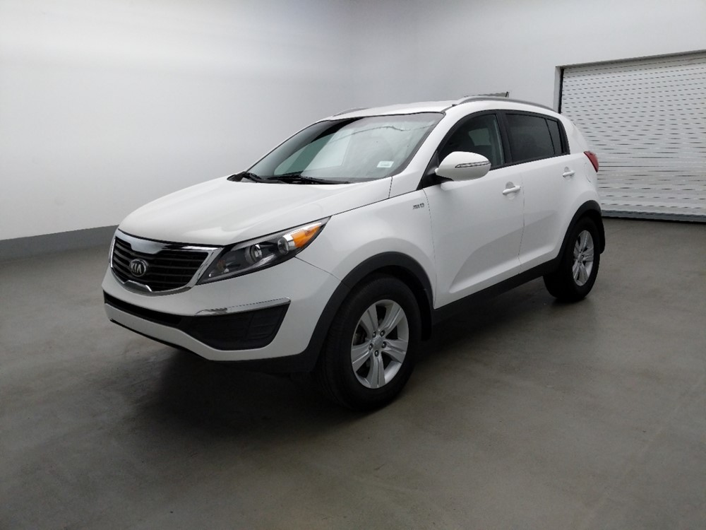 Used 2013 Kia Sportage Driver Front Bumper