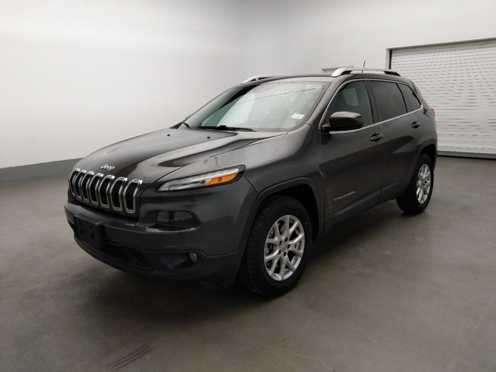 Used 2014 Jeep Cherokee Driver Front Bumper