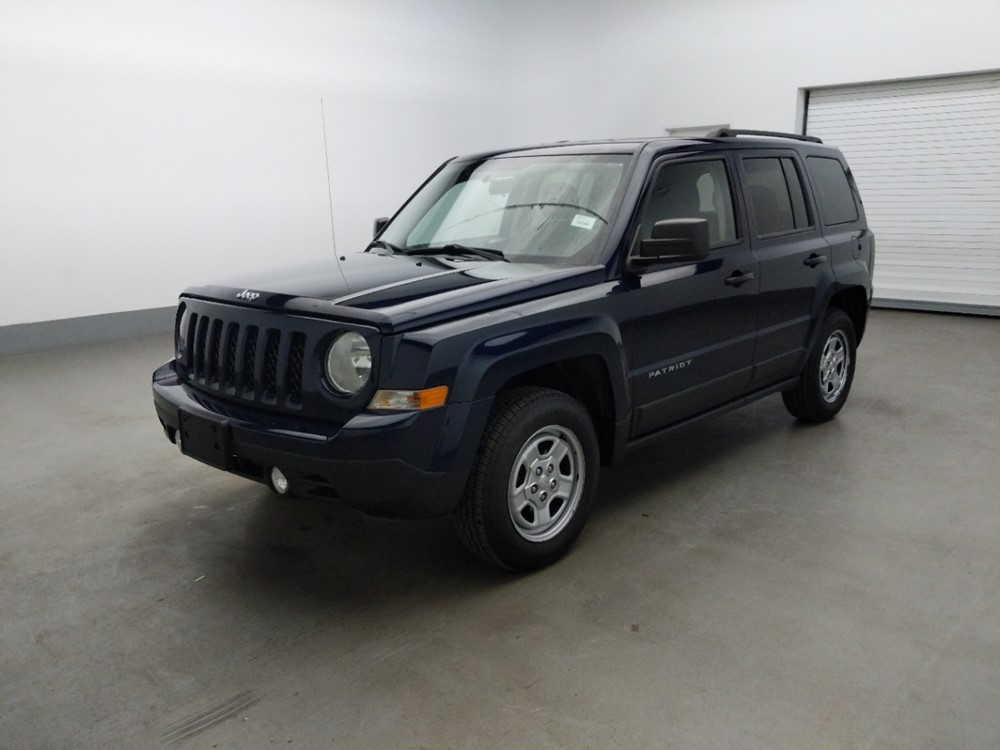 Used 2015 Jeep Patriot Driver Front Bumper