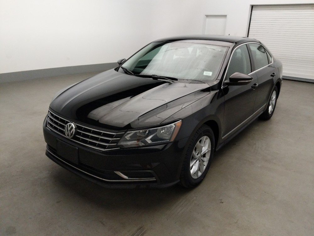 Used 2016 Volkswagen Passat Driver Front Bumper
