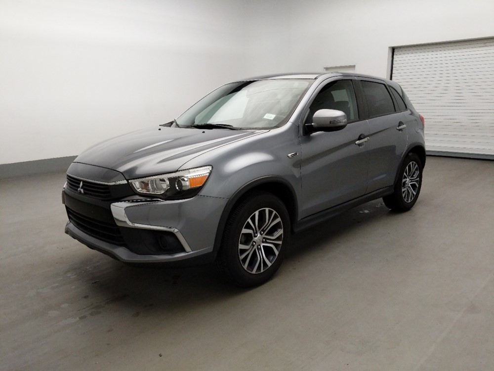 Used 2017 Mitsubishi Outlander Driver Front Bumper