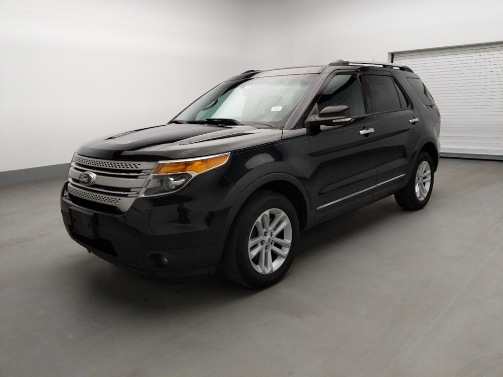 Used 2014 Ford Explorer Driver Front Bumper