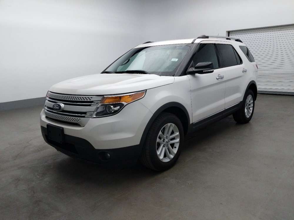 Used 2013 Ford Explorer Driver Front Bumper