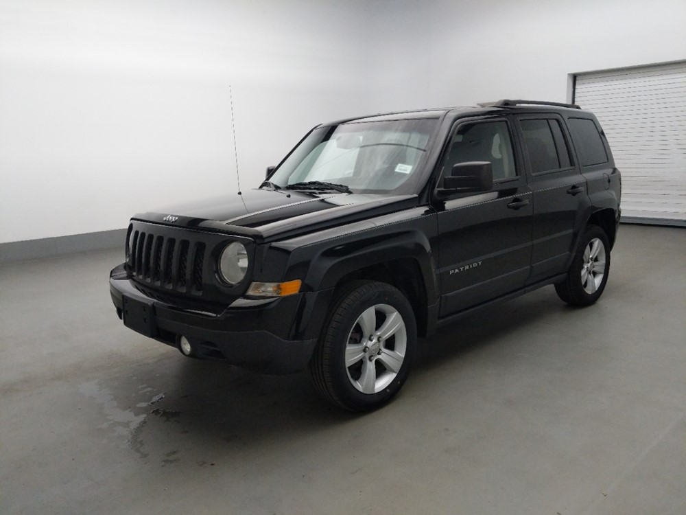 Used 2014 Jeep Patriot Driver Front Bumper