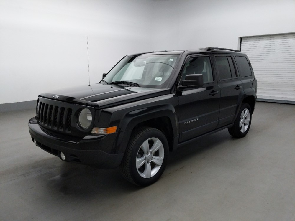 Used 2014 Jeep Patriot Driver Front Bumper