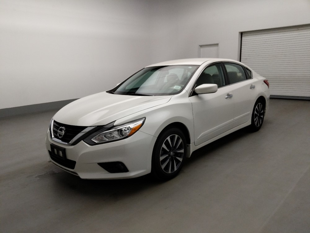 Used 2016 Nissan Altima Driver Front Bumper