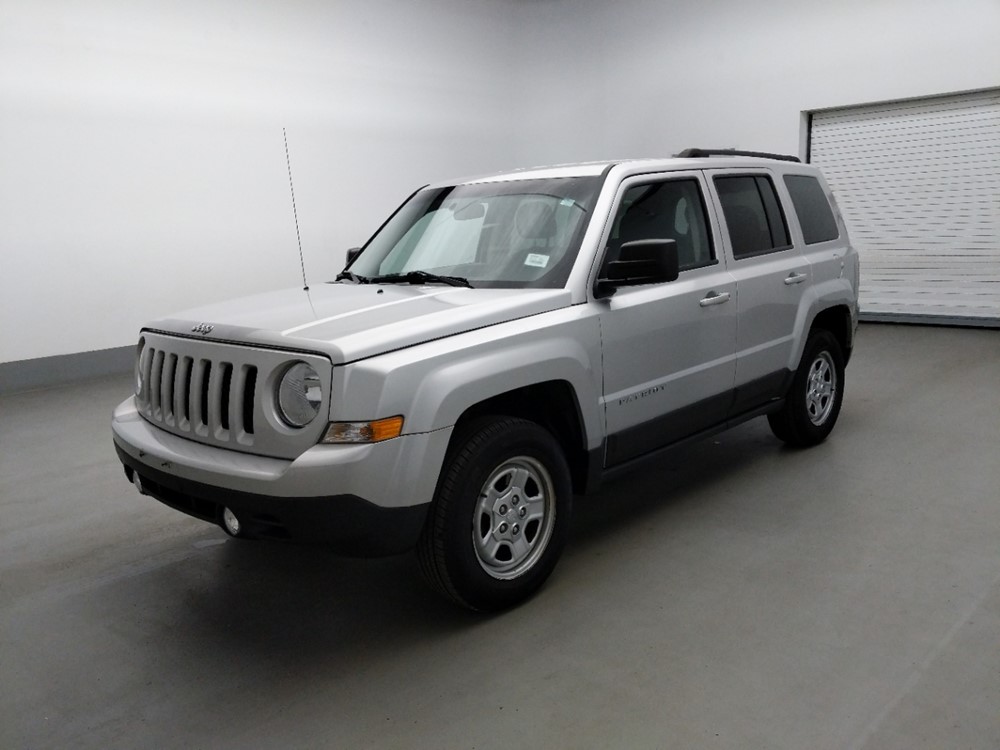 Used 2014 Jeep Patriot Driver Front Bumper