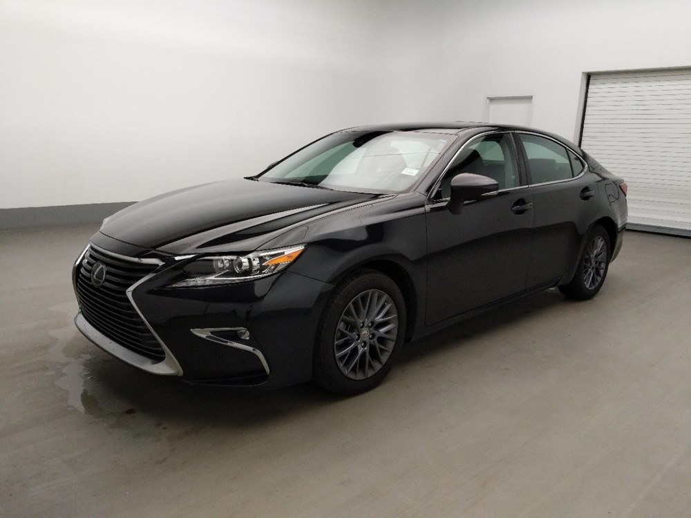 Used 2018 Lexus ES 350 Driver Front Bumper