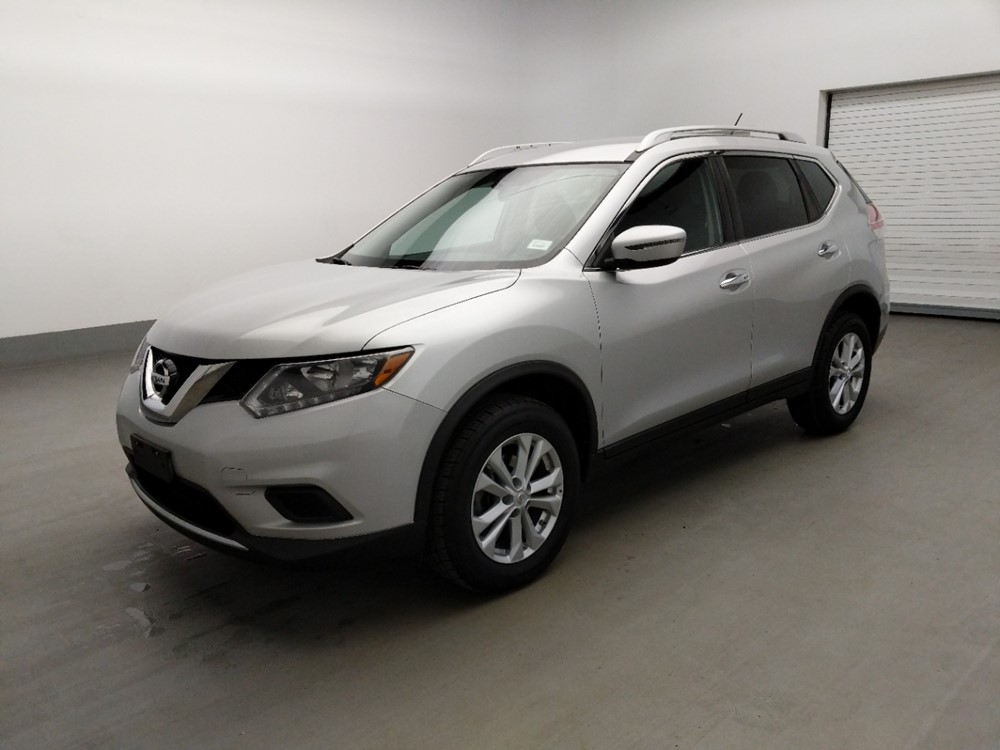 Used 2016 Nissan Rogue Driver Front Bumper