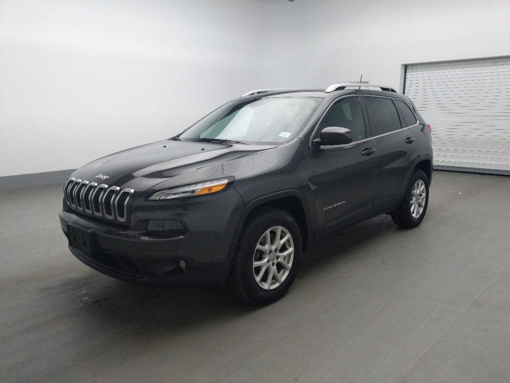 Used 2018 Jeep Cherokee Driver Front Bumper