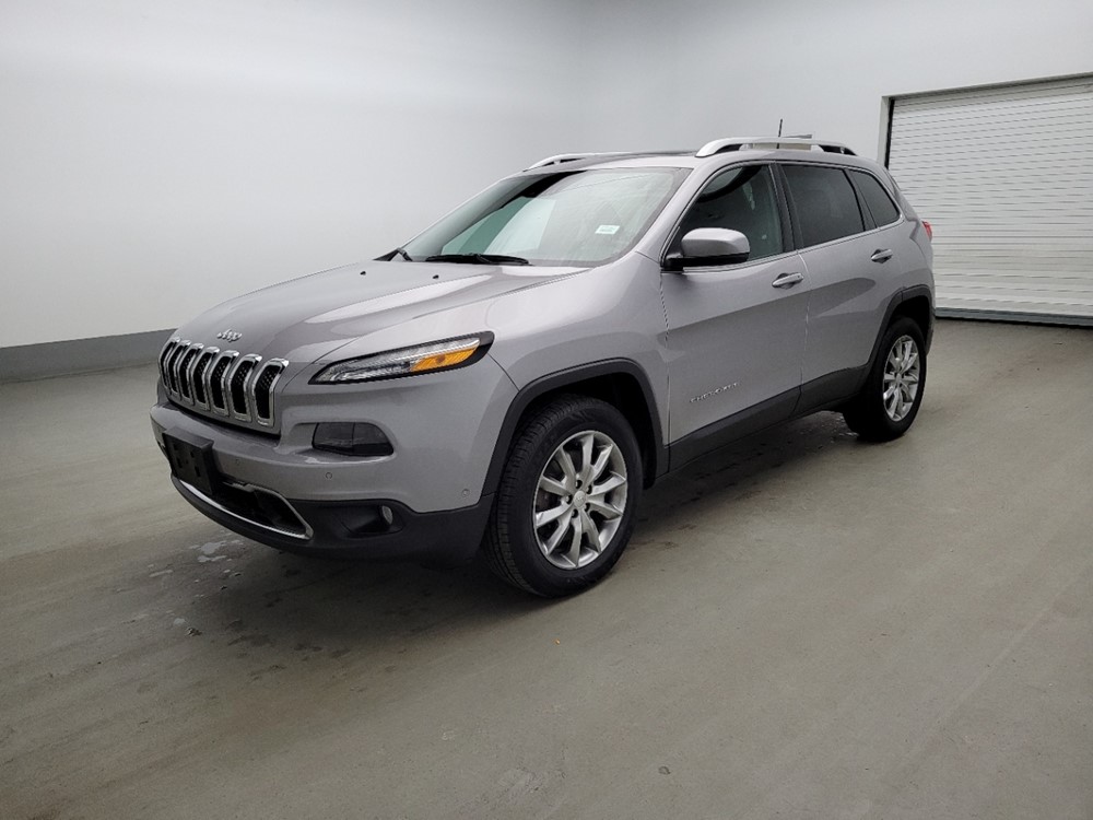 Used 2018 Jeep Cherokee Driver Front Bumper