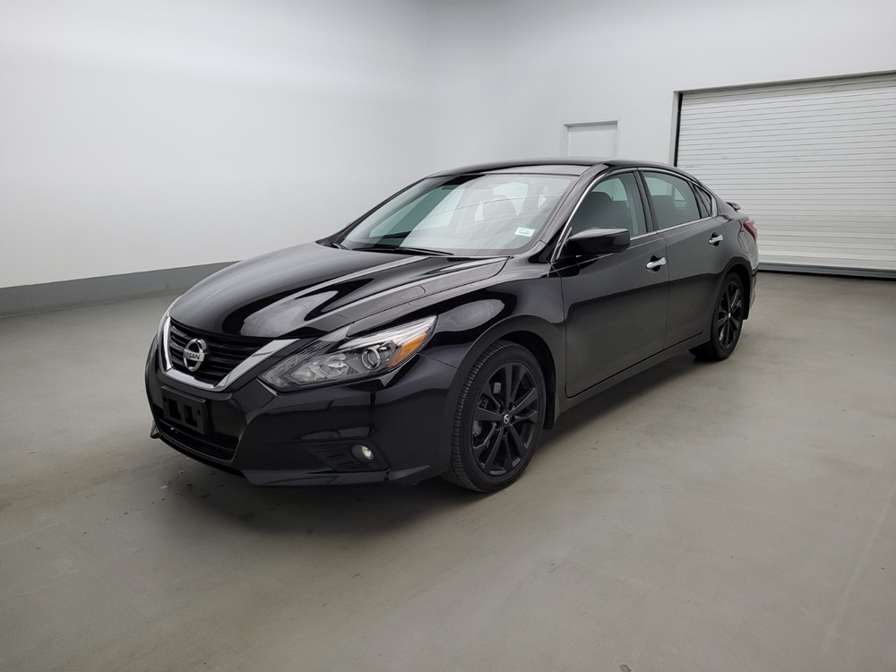 Used 2017 Nissan Altima Driver Front Bumper