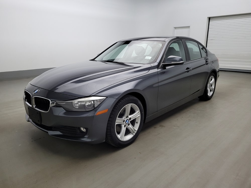Used 2014 BMW 320i Driver Front Bumper