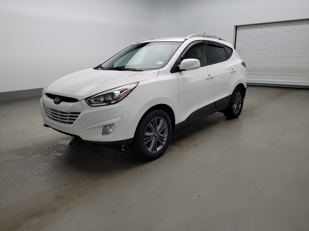 Used 2015 Hyundai Tucson Driver Front Bumper