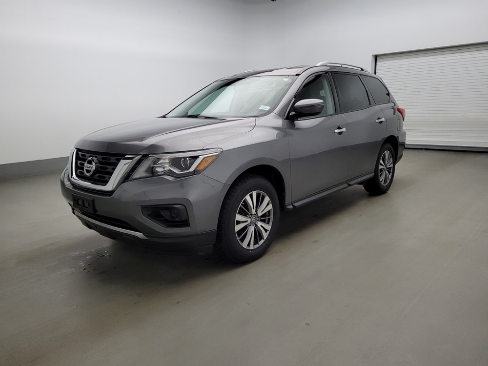 Used 2018 Nissan Pathfinder Driver Front Bumper