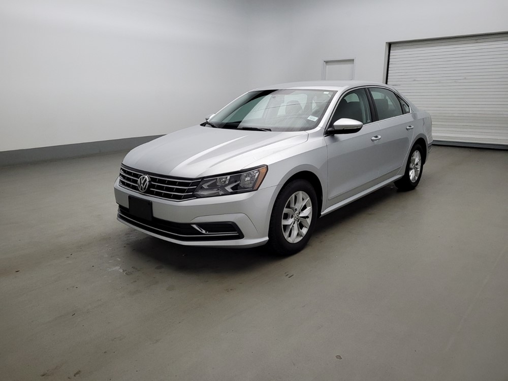 Used 2017 Volkswagen Passat Driver Front Bumper