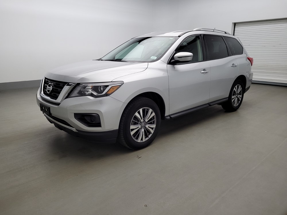 Used 2018 Nissan Pathfinder Driver Front Bumper