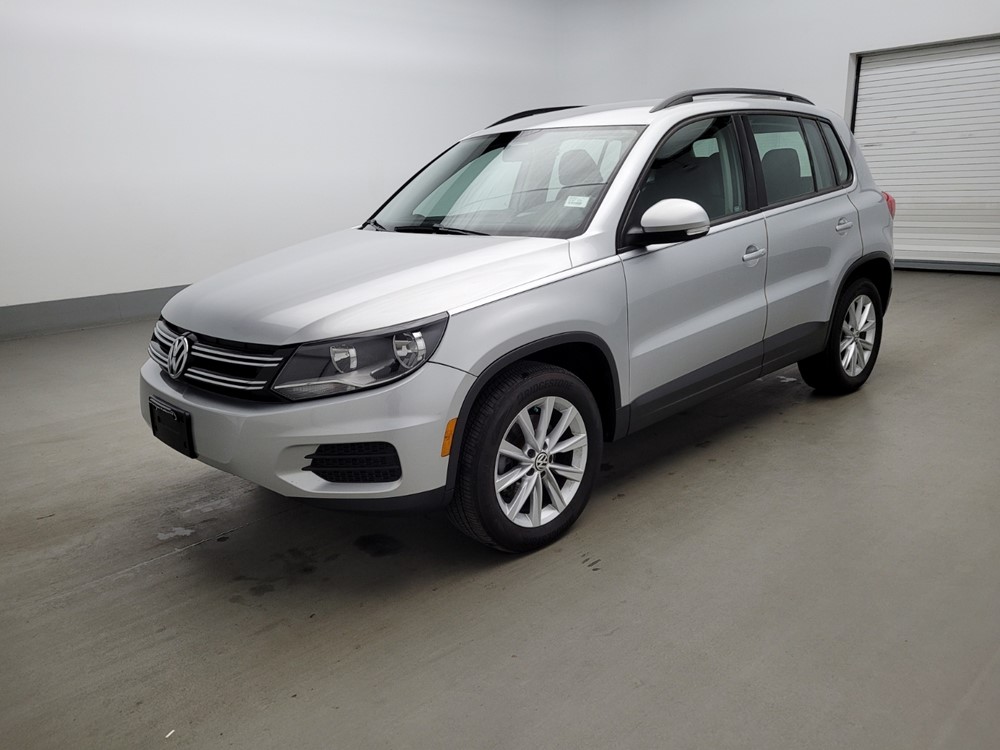 Used 2017 Volkswagen Tiguan Driver Front Bumper