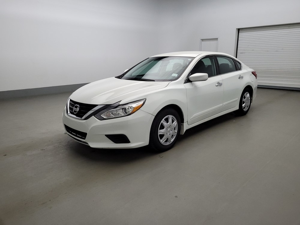 Used 2017 Nissan Altima Driver Front Bumper