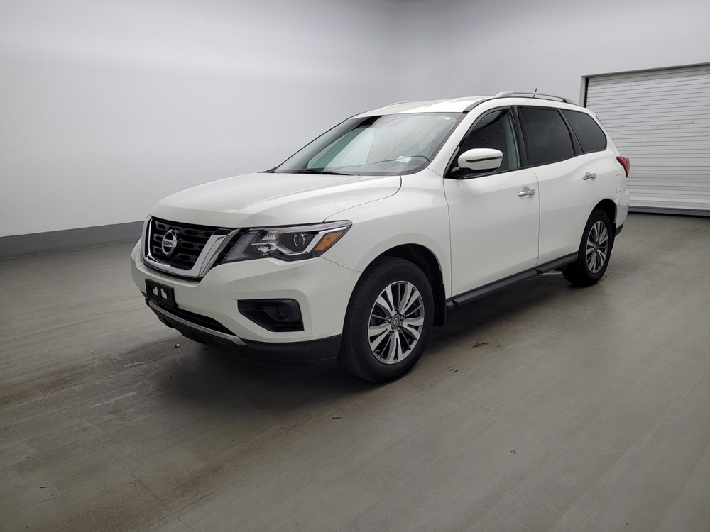 Used 2018 Nissan Pathfinder Driver Front Bumper