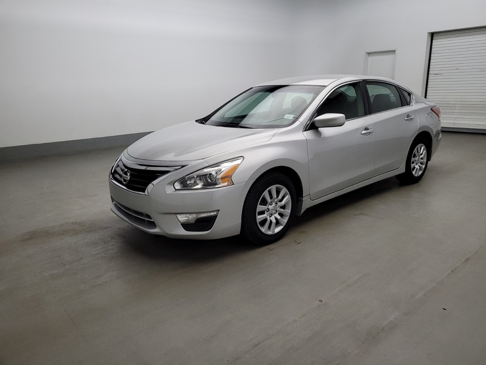 Used 2013 Nissan Altima Driver Front Bumper