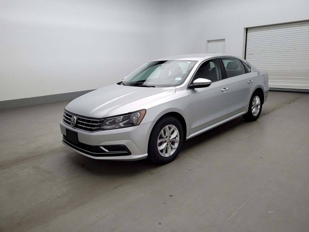 Used 2017 Volkswagen Passat Driver Front Bumper