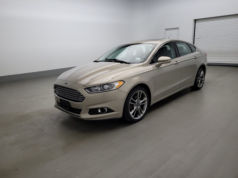 Used 2016 Ford Fusion Driver Front Bumper