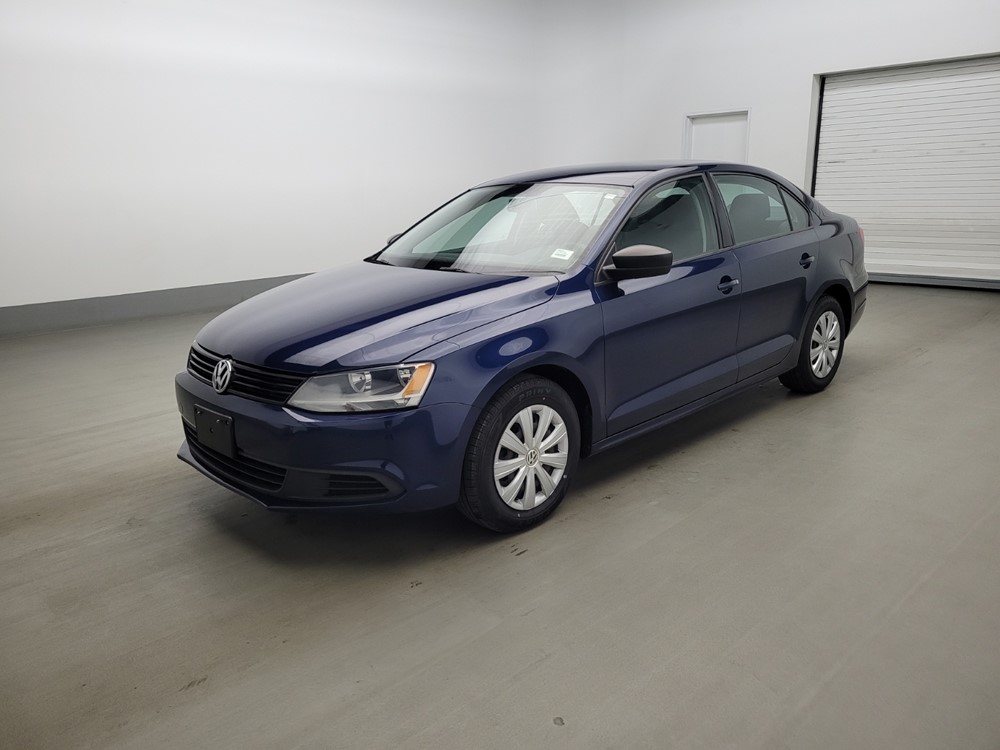 Used 2013 Volkswagen Jetta Driver Front Bumper