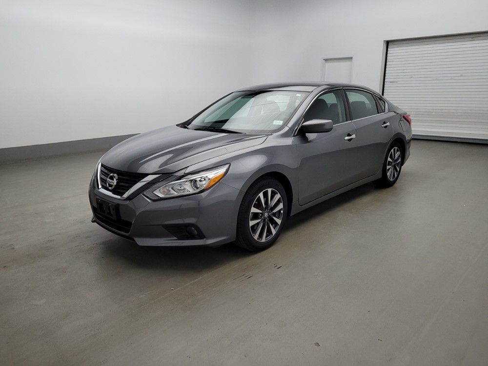 Used 2017 Nissan Altima Driver Front Bumper