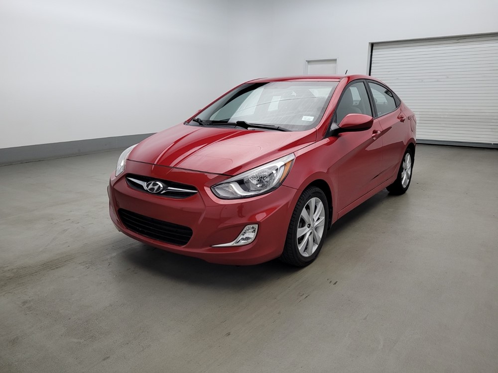 Used 2013 Hyundai Accent Driver Front Bumper