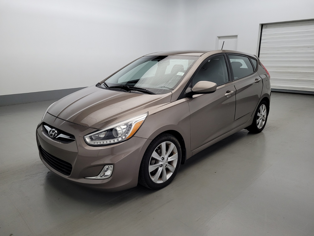 Used 2014 Hyundai Accent Driver Front Bumper