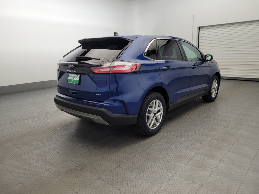 2023 Ford Edge SEL photo 7