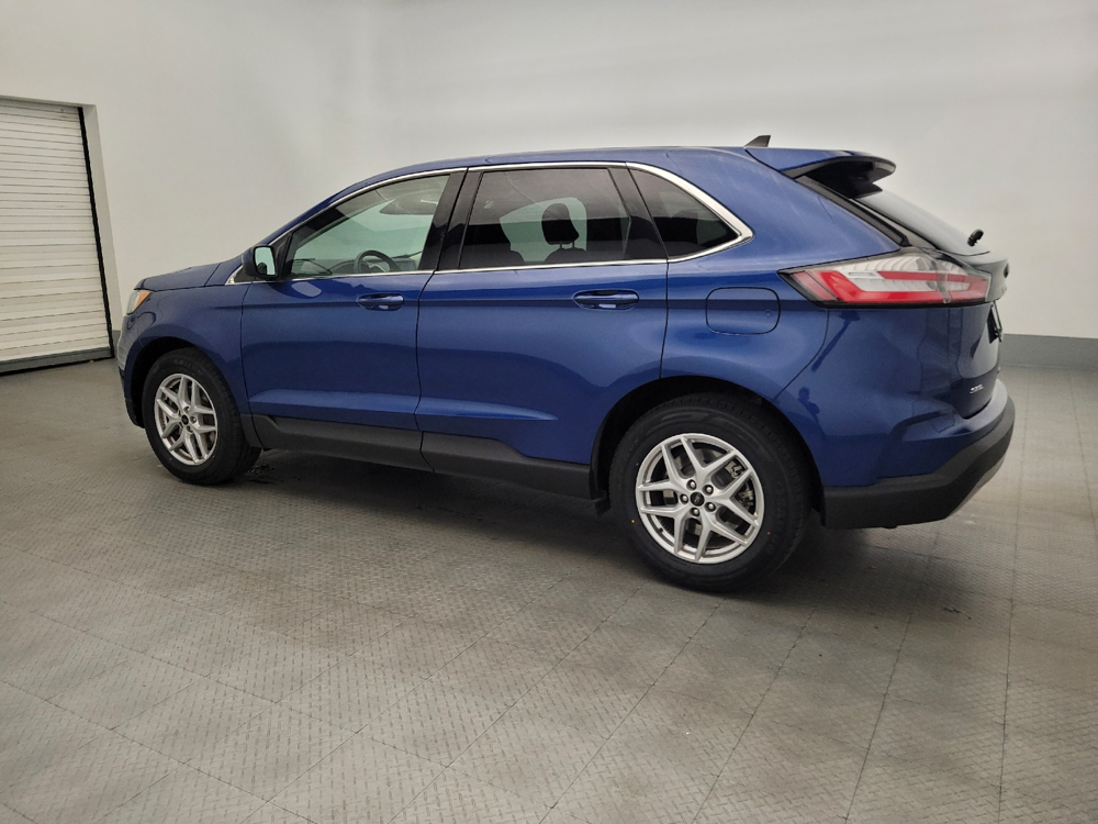 2023 Ford Edge SEL photo 3